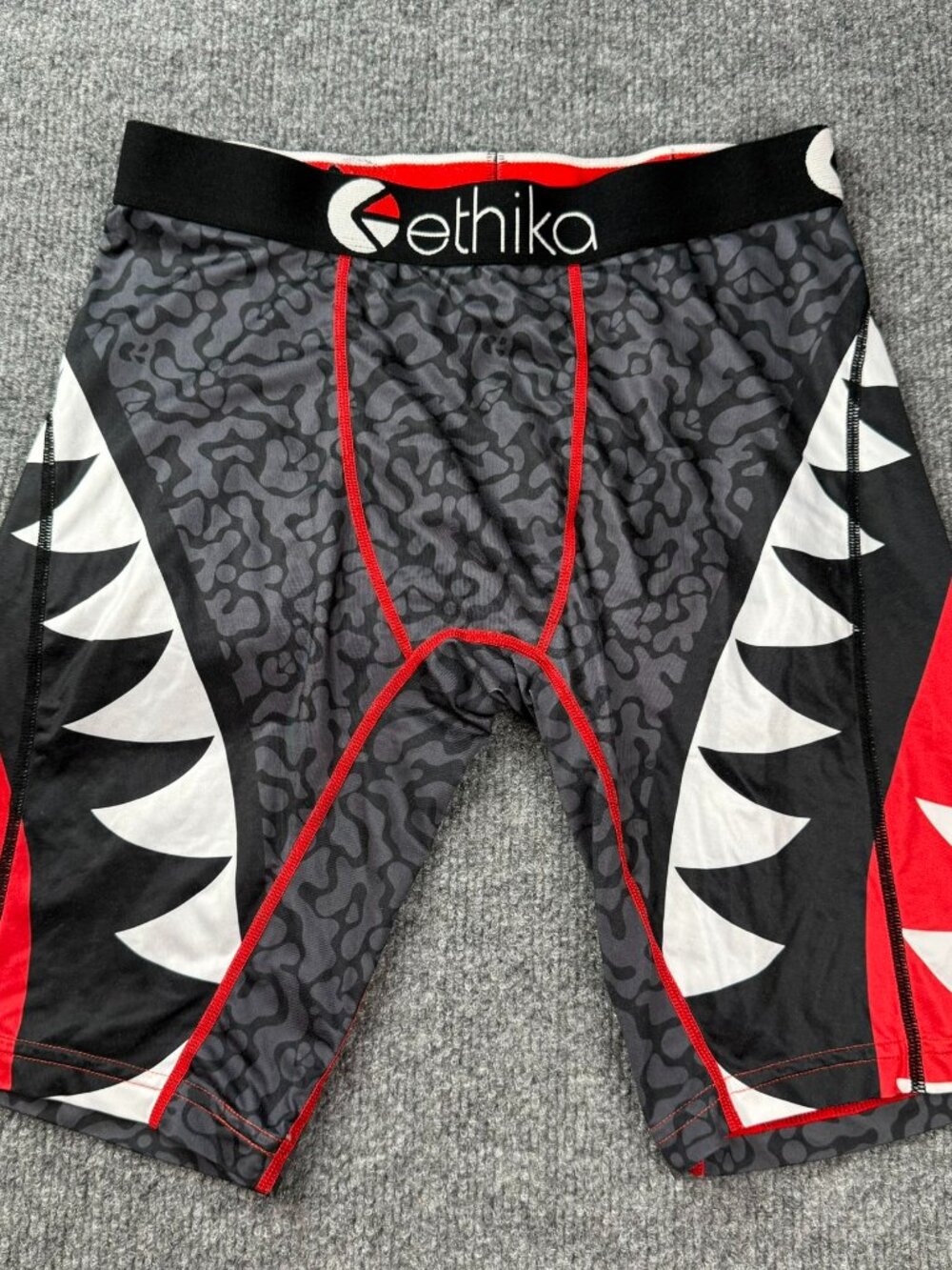 Ethika The Shark Swimming Bottom Mens S Camo Board Shorts Boxer Briefs 14" W